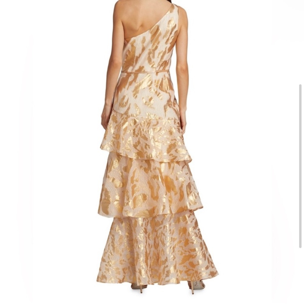 MARCHESA NOTTE
One-shoulder tiered brocade gown